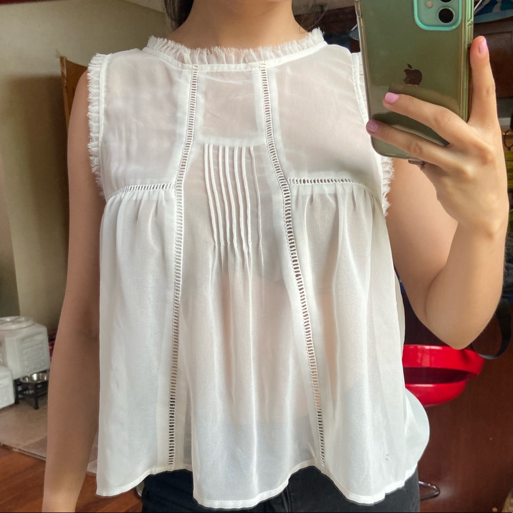Size medium, white blouse. Perfect condition!